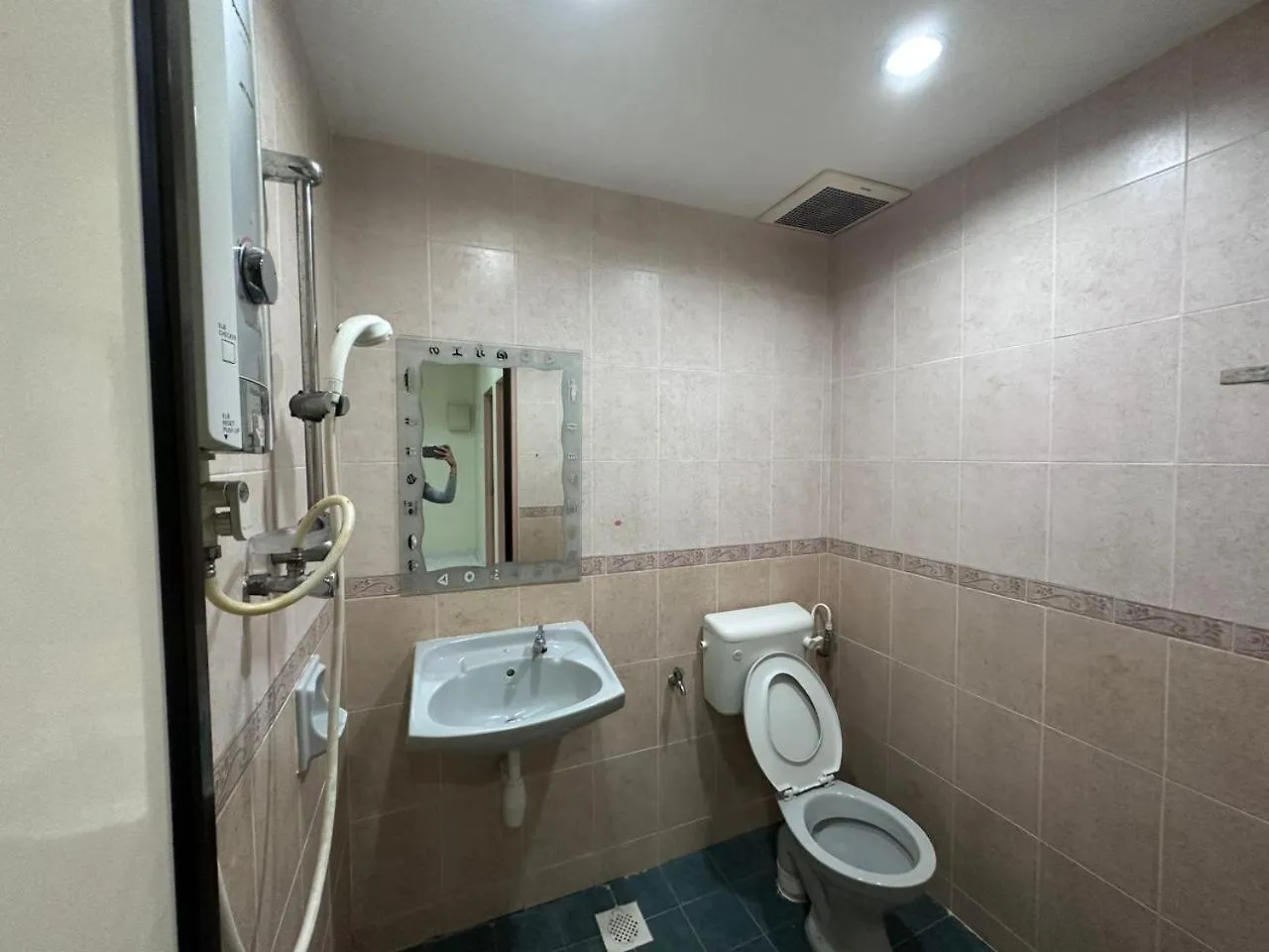 Desa Tebrau 1 Near Ikea Toppen Peikin Long Sing Helixuan Restaurant Τζόχορ Μπάχρου Μαλαισία