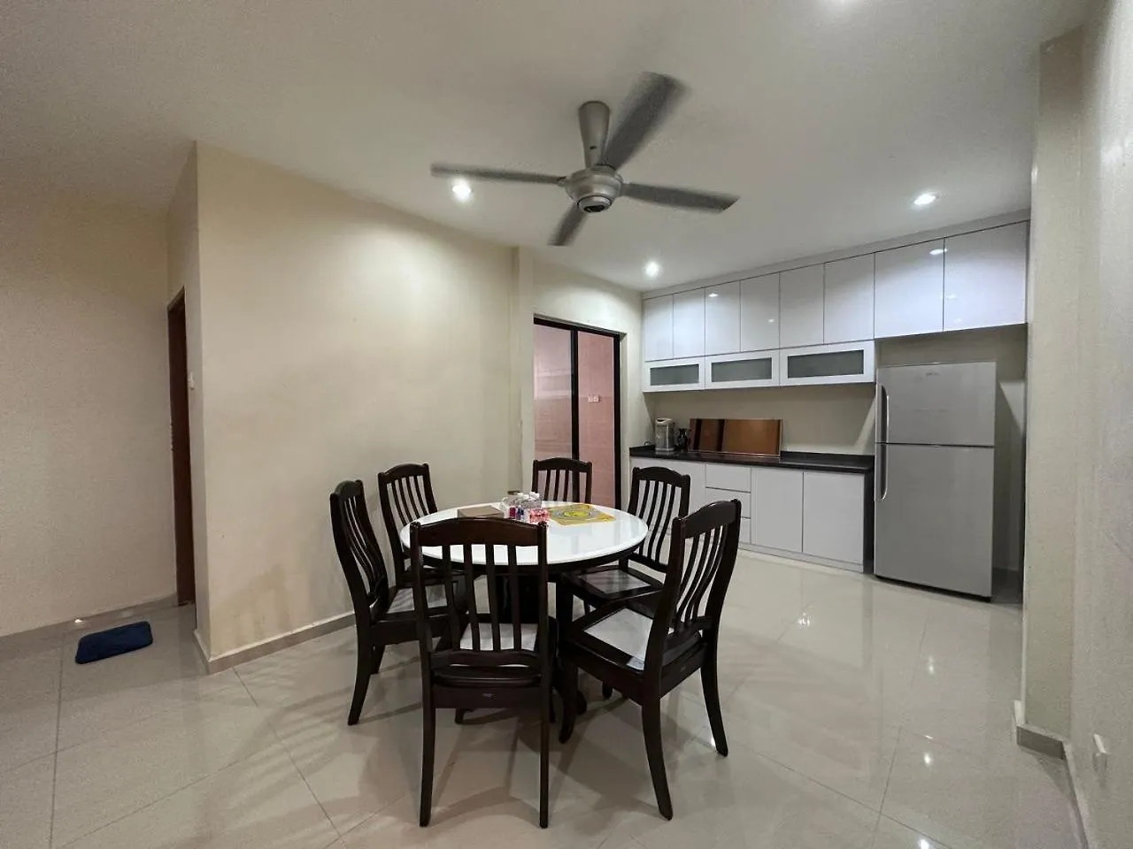 Desa Tebrau 1 Near Ikea Toppen Peikin Long Sing Helixuan Restaurant Villa Johor Bahru